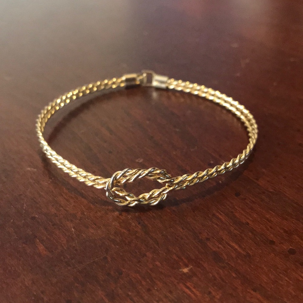 Avon Vintage Goldtone Rope Twist Bangle Bracelet